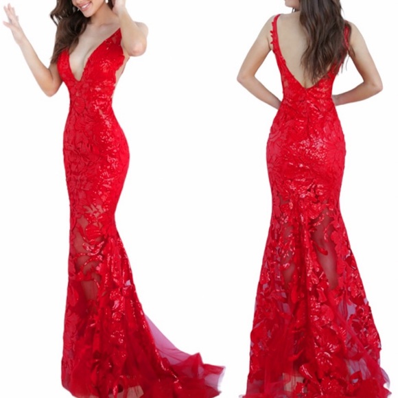 Jovani Dresses & Skirts - Jovani red lace backless deep v gown size 6